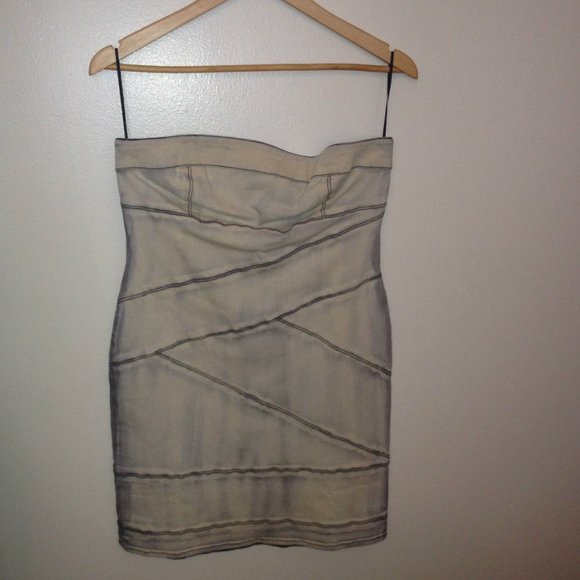 *Clearance* NWOT Urban Outfitters Silence + Noise Denim Banded Dress Size Large - Picture 2 of 3